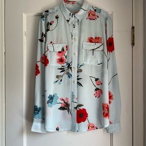 Lovely floral LOFT button-up